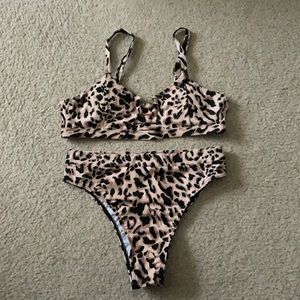 Leopard bikini